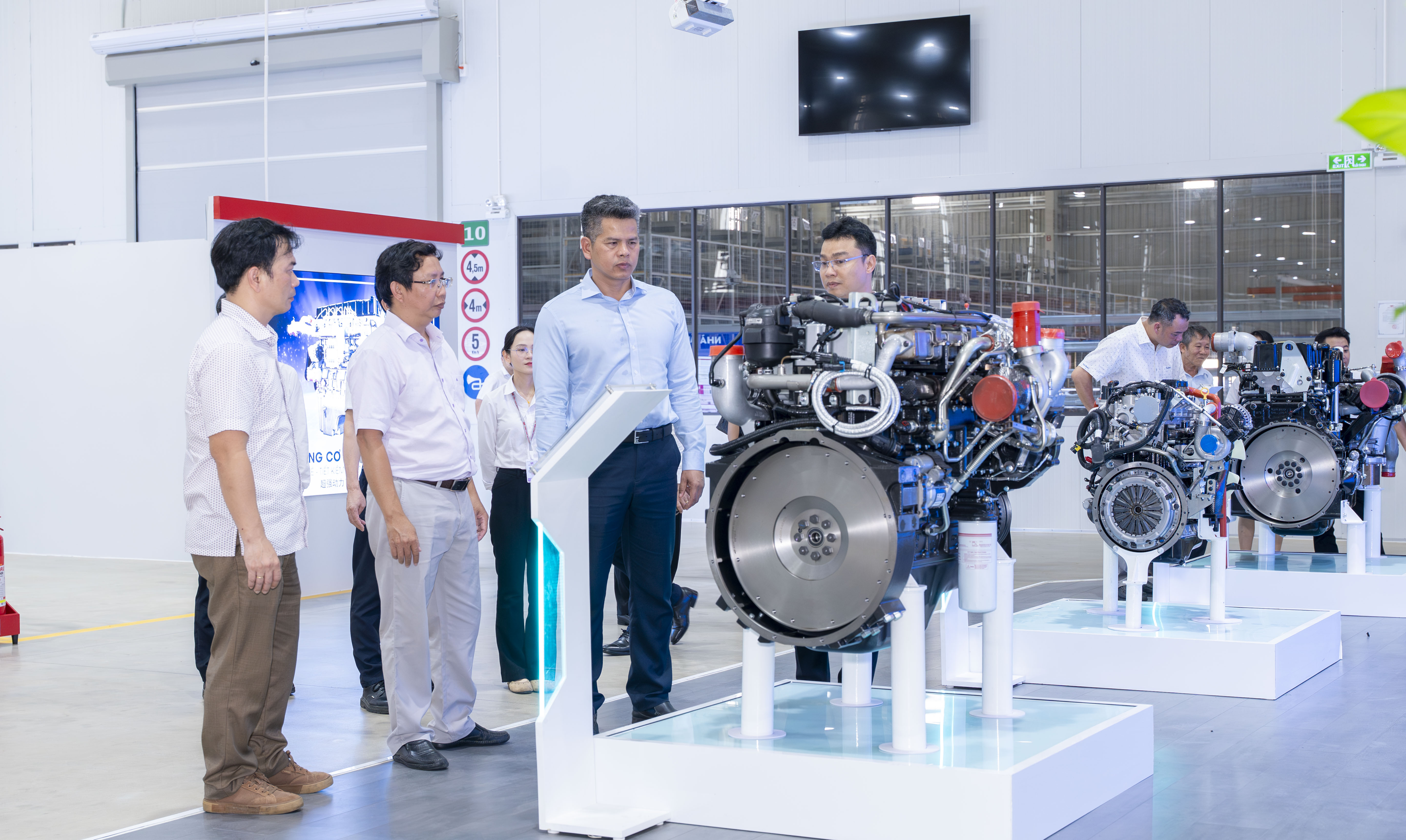 ĐOÀN LÃNH ĐẠO SỞ XÂY DỰNG VÀ CÁC DOANH NGHIỆP TP. ĐỒNG NAI ĐẾN THĂM VÀ LÀM VIỆC TẠI KIM LONG MOTOR